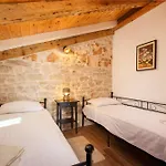 Mediterranean Stone House Valerija With Sea View Appartement