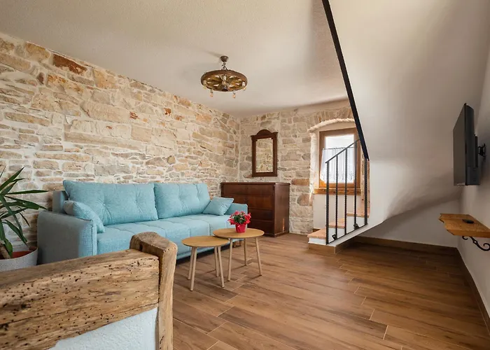 아파트 Valerija *